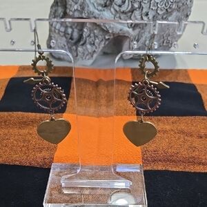 Host Pick! Steampunk Heart Gear Earrings